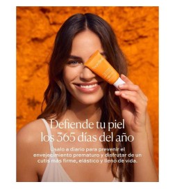 C + C Witamina DRY DUSION CHACEL Fluid SPF30 30 ml - Natura Bisse - Luksusowe kosmetyki z bezpłatną radą i przesyłkami!